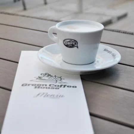 Guest house Coffee House *